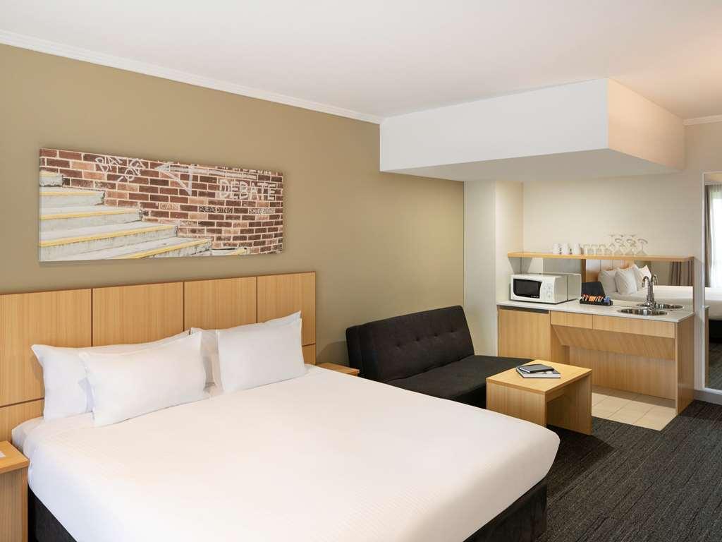 Hotel Mercure Sydney Macquarie Park Extérieur photo