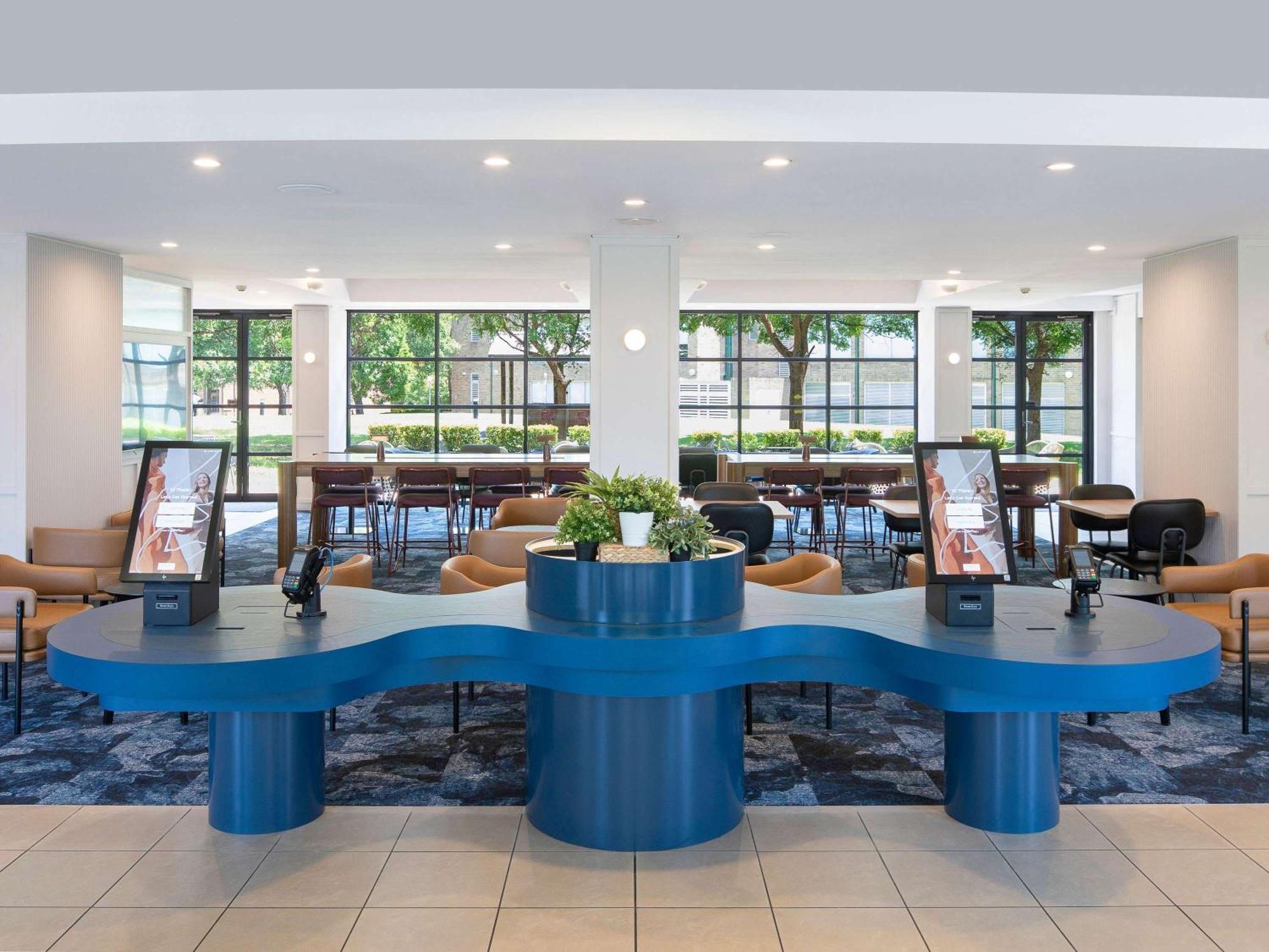 Hotel Mercure Sydney Macquarie Park Extérieur photo